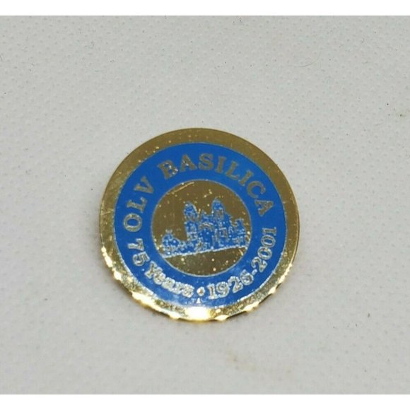 OLV Basilica 75 Years 1926-2001 Gold Blue Colored Lapel Hat Brooch Pin - Picture 2 of 10